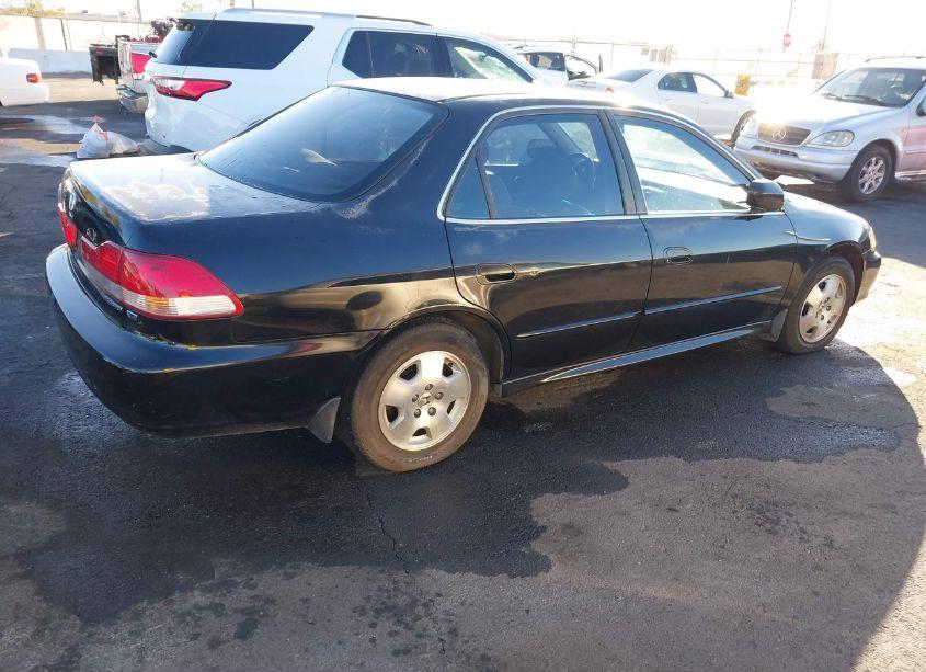 Photo 4 of 2001 Honda Accord 3.0 EX (VIN 1HGCG16531A034948)