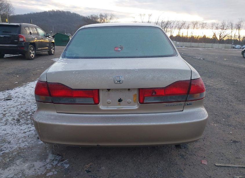 Photo 17 of 2002 Honda Accord 3.0 EX (VIN 1HGCG16532A004611)