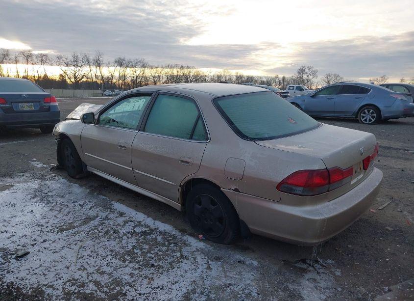 Photo 3 of 2002 Honda Accord 3.0 EX (VIN 1HGCG16532A004611)