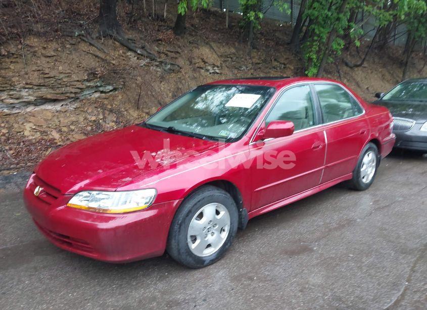 Photo 2 of 2002 Honda Accord 3.0 EX (VIN 1HGCG16532A008075)