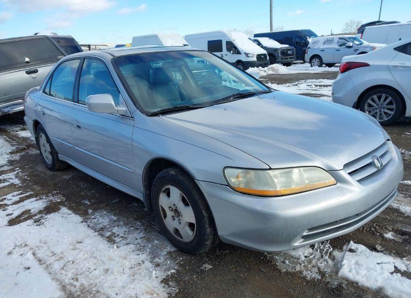 2002 Honda Accord 3.0 EX (VIN 1HGCG16532A023983) main photo