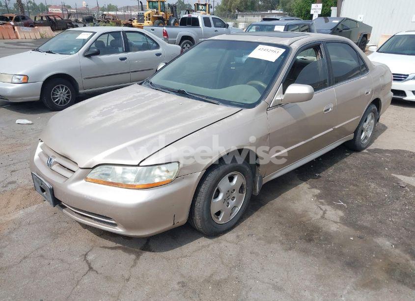 Photo 2 of 2002 Honda Accord 3.0 EX (VIN 1HGCG16532A028357)