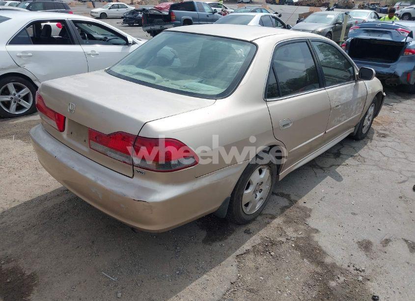 Photo 4 of 2002 Honda Accord 3.0 EX (VIN 1HGCG16532A028357)