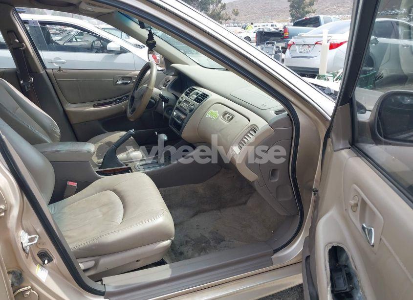 Photo 5 of 2002 Honda Accord 3.0 EX (VIN 1HGCG16532A028357)