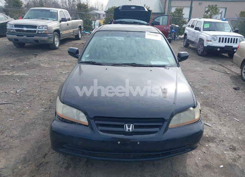 Photo 12 of 2002 Honda Accord 3.0 EX (VIN 1HGCG16532A039326)