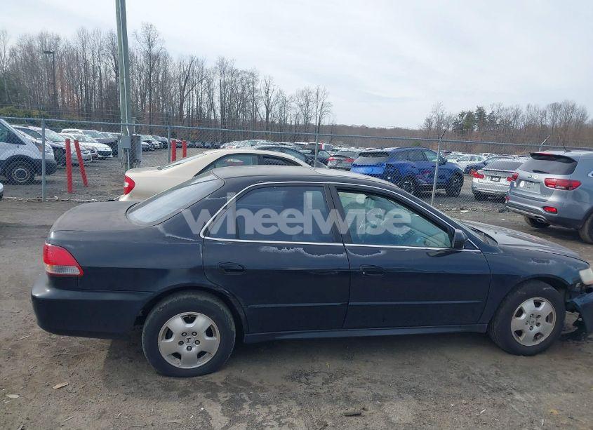 Photo 13 of 2002 Honda Accord 3.0 EX (VIN 1HGCG16532A039326)