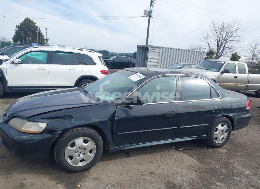 Photo 14 of 2002 Honda Accord 3.0 EX (VIN 1HGCG16532A039326)