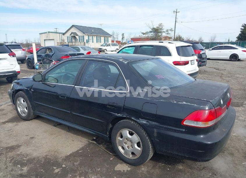 Photo 3 of 2002 Honda Accord 3.0 EX (VIN 1HGCG16532A039326)
