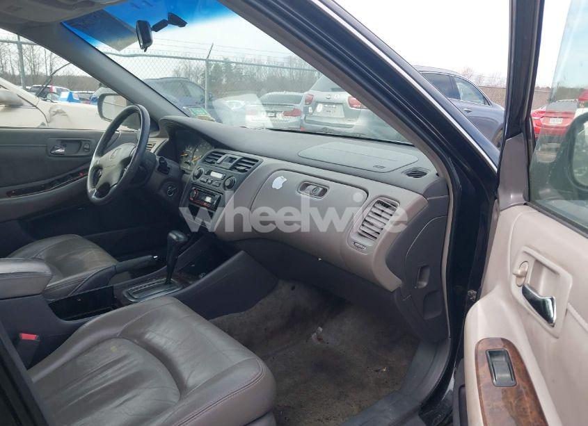 Photo 5 of 2002 Honda Accord 3.0 EX (VIN 1HGCG16532A039326)