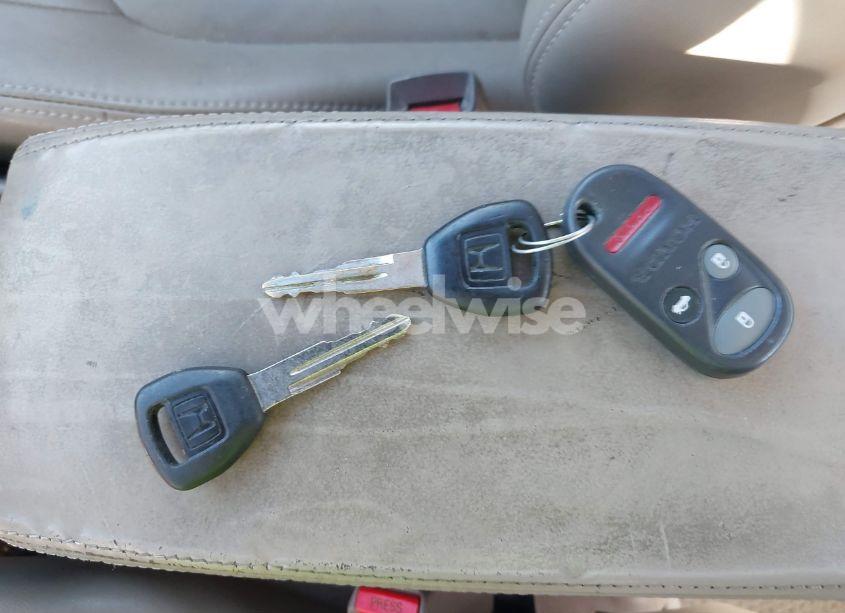 Photo 11 of 1998 Honda Accord EX V6 (VIN 1HGCG1653WA012634)