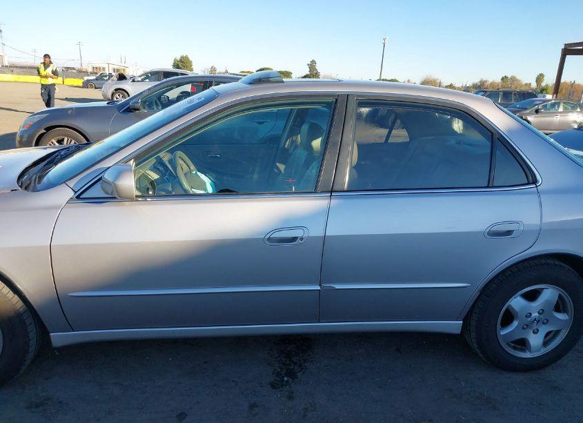 Photo 14 of 1998 Honda Accord EX V6 (VIN 1HGCG1653WA051224)