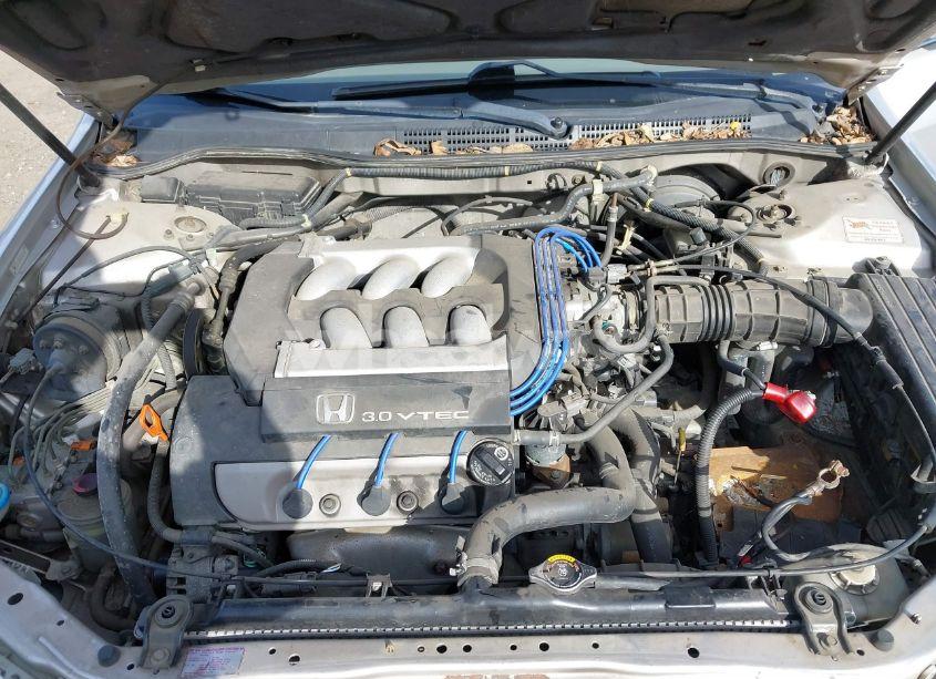 Photo 10 of 1999 Honda Accord EX V6 (VIN 1HGCG1653XA003143)