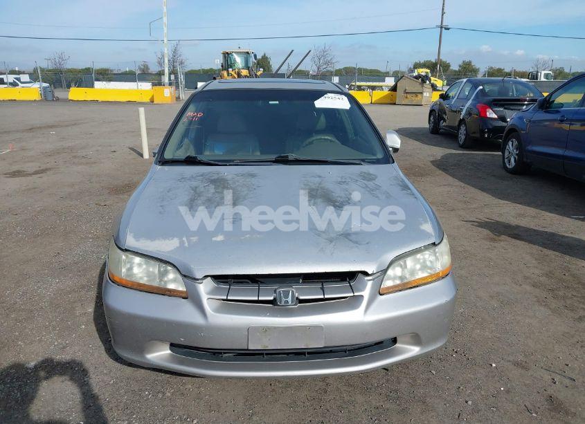 Photo 12 of 1999 Honda Accord EX V6 (VIN 1HGCG1653XA003143)
