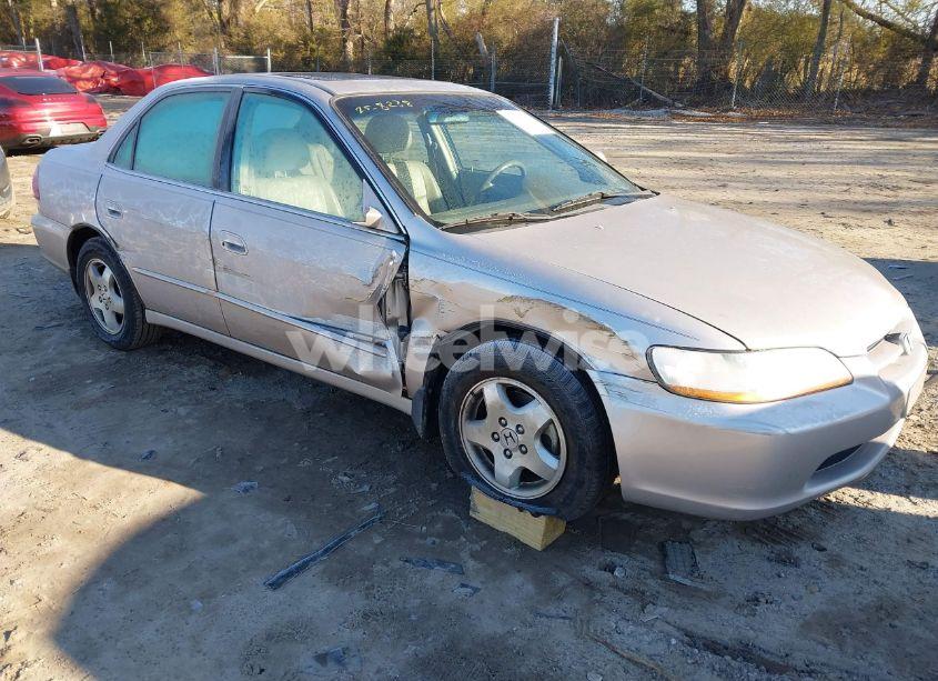 1999 Honda Accord EX V6 (VIN 1HGCG1653XA033792) main photo