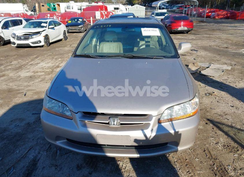 Photo 12 of 1999 Honda Accord EX V6 (VIN 1HGCG1653XA033792)