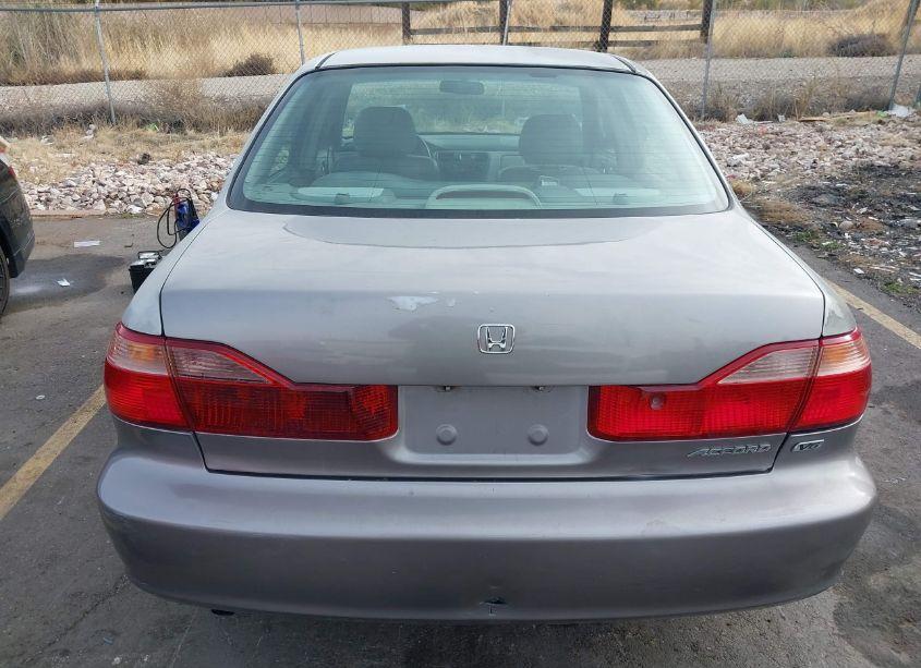 Photo 16 of 2000 Honda Accord 3.0 EX (VIN 1HGCG1653YA003712)