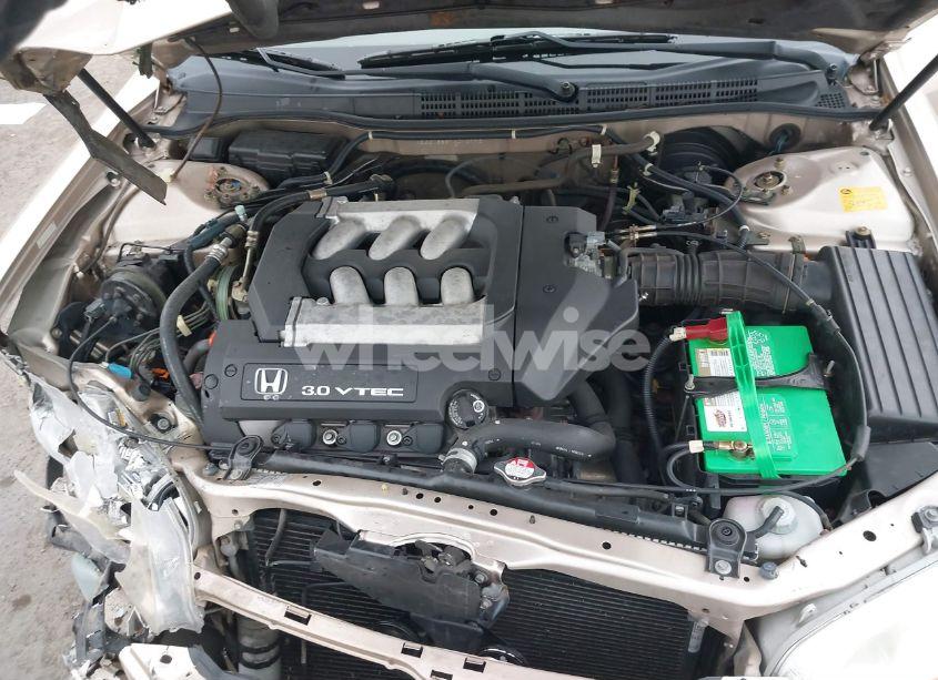 Photo 10 of 2000 Honda Accord 3.0 EX (VIN 1HGCG1653YA072996)