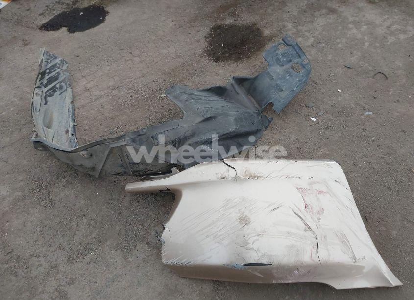 Photo 12 of 2000 Honda Accord 3.0 EX (VIN 1HGCG1653YA072996)