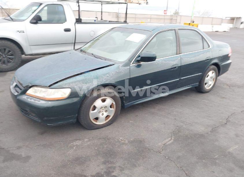Photo 2 of 2001 Honda Accord 3.0 EX (VIN 1HGCG16541A000646)