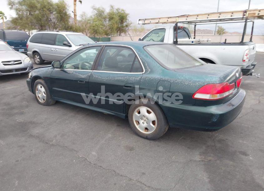 Photo 3 of 2001 Honda Accord 3.0 EX (VIN 1HGCG16541A000646)