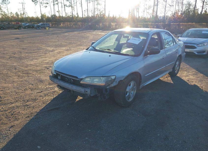 Photo 2 of 2001 Honda Accord 3.0 EX (VIN 1HGCG16541A001487)