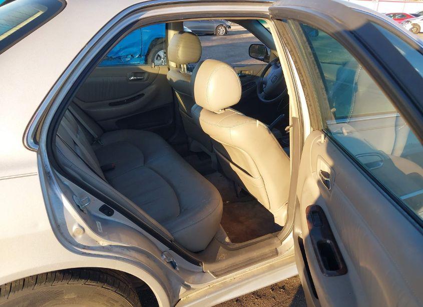 Photo 8 of 2001 Honda Accord 3.0 EX (VIN 1HGCG16541A001487)
