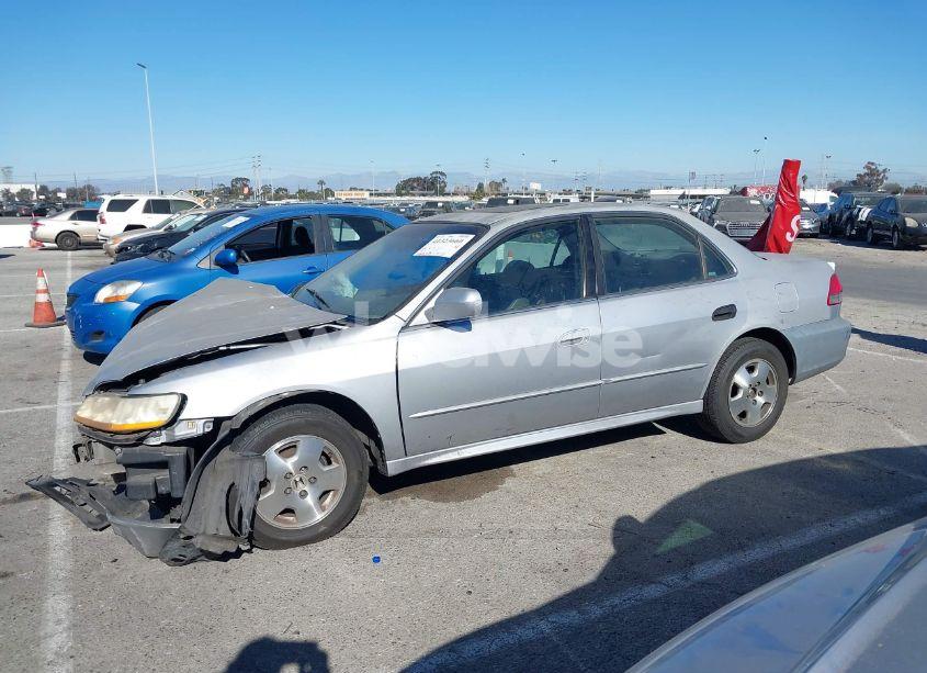 Photo 14 of 2001 Honda Accord 3.0 EX (VIN 1HGCG16541A009539)