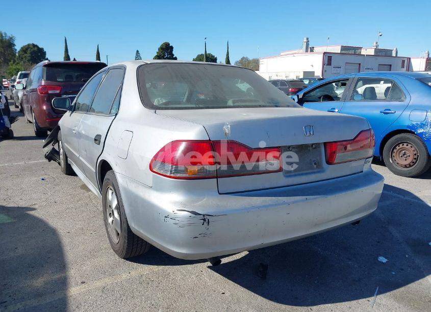 Photo 3 of 2001 Honda Accord 3.0 EX (VIN 1HGCG16541A009539)