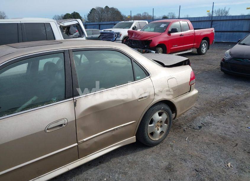 Photo 6 of 2001 Honda Accord 3.0 EX (VIN 1HGCG16541A019620)