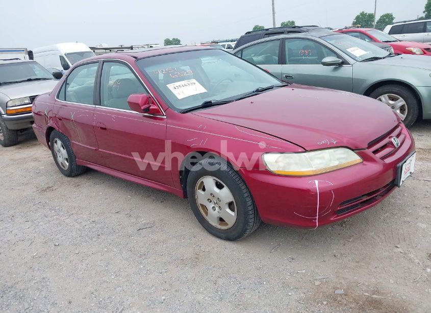 2001 Honda Accord 3.0 EX (VIN 1HGCG16541A036188) main photo