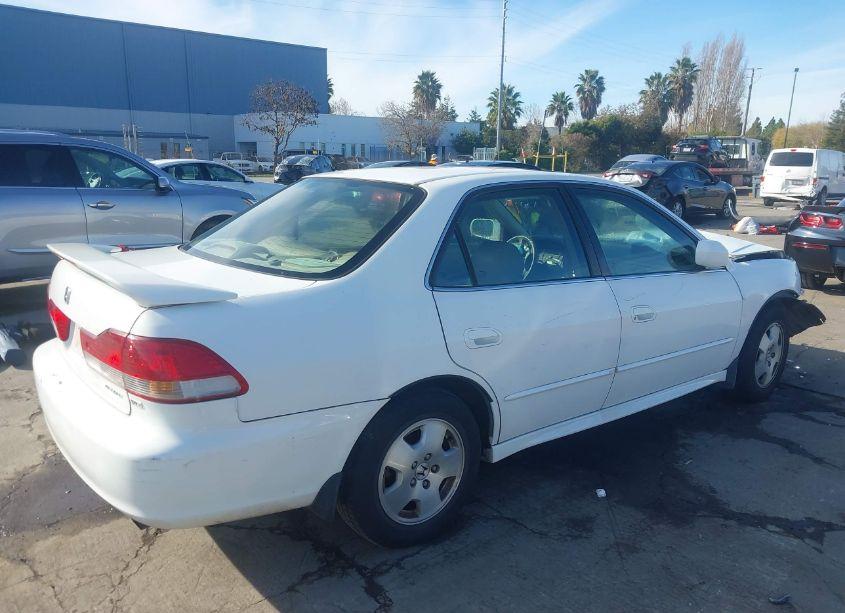 Photo 4 of 2001 Honda Accord 3.0 EX (VIN 1HGCG16541A067425)