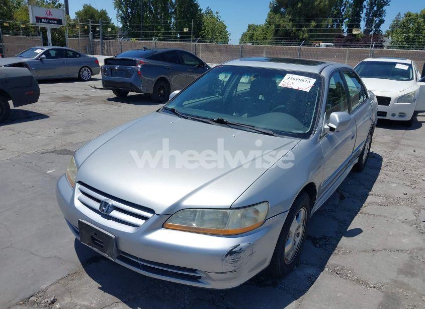 Photo 6 of 2002 Honda Accord 3.0 EX (VIN 1HGCG16542A002172)