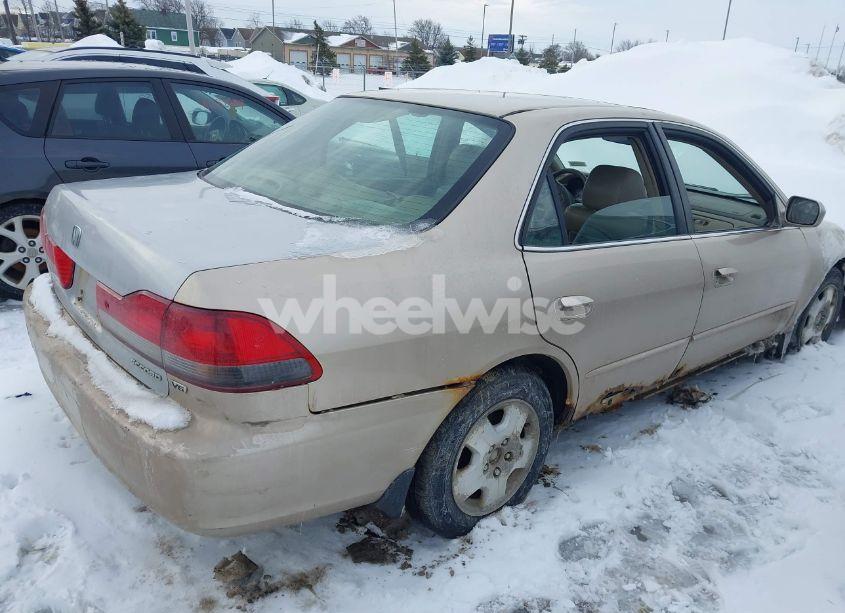 Photo 4 of 2002 Honda Accord 3.0 EX (VIN 1HGCG16542A005444)