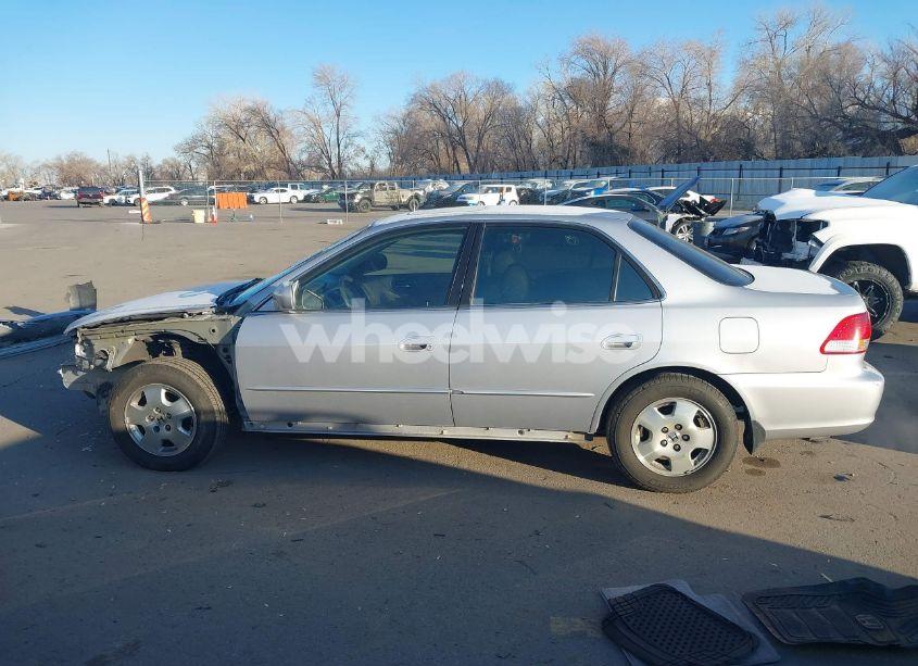 Photo 14 of 2002 Honda Accord 3.0 EX (VIN 1HGCG16542A016816)