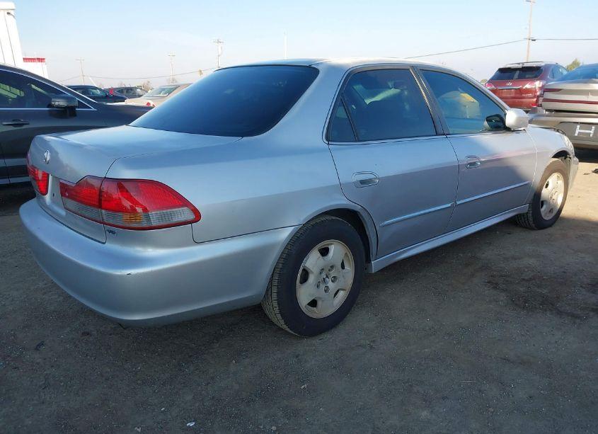 Photo 4 of 2002 Honda Accord 3.0 EX (VIN 1HGCG16542A018047)