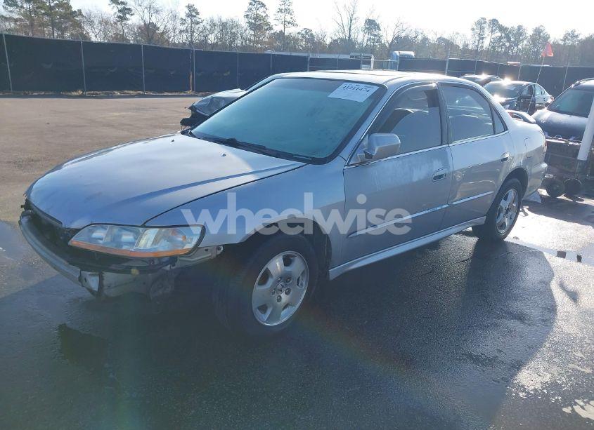 Photo 2 of 2002 Honda Accord EX (VIN 1HGCG16542A025841)