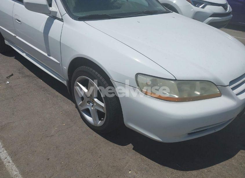 Photo 6 of 2002 Honda Accord 3.0 EX (VIN 1HGCG16542A053039)