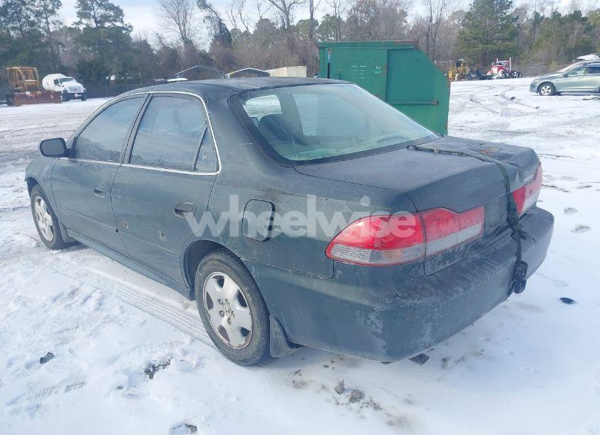 Photo 3 of 2002 Honda Accord 3.0 EX (VIN 1HGCG16542A072786)