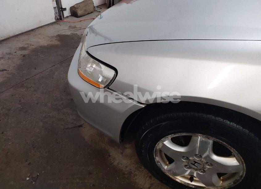 Photo 19 of 1998 Honda Accord EX V6 (VIN 1HGCG1654WA025960)