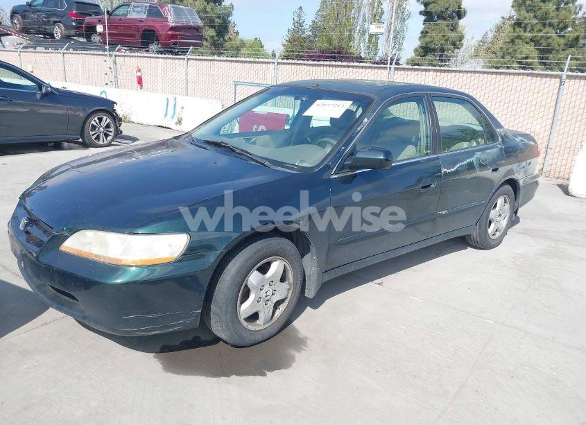 Photo 2 of 1998 Honda Accord EX V6 (VIN 1HGCG1654WA030513)