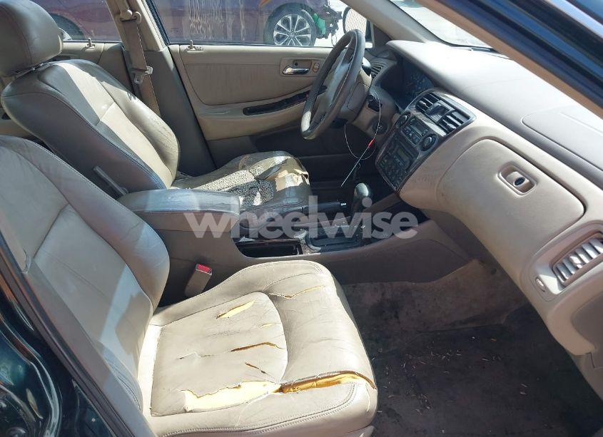 Photo 5 of 1998 Honda Accord EX V6 (VIN 1HGCG1654WA030513)