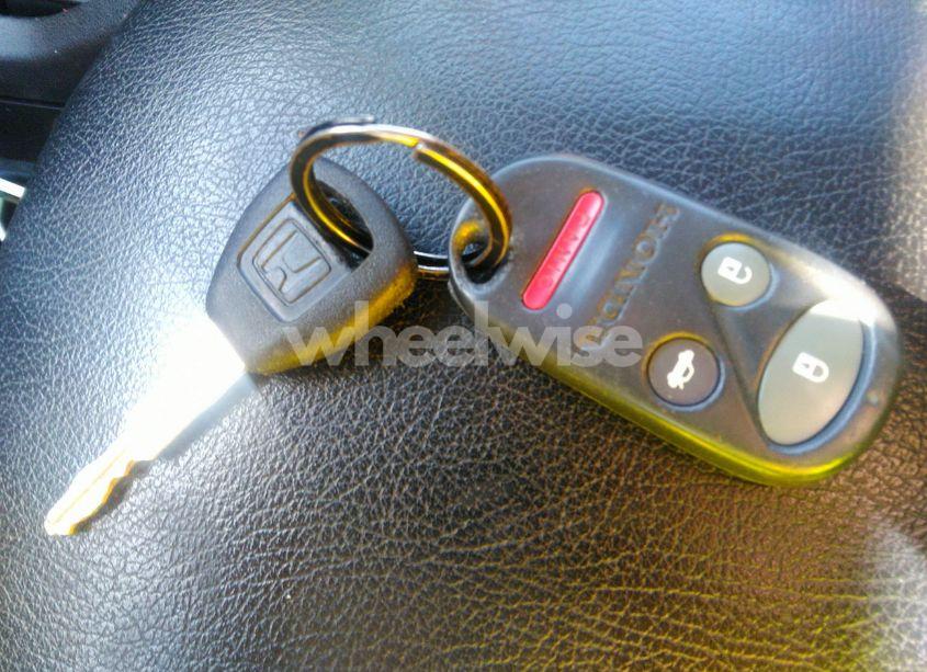 Photo 11 of 1998 Honda Accord EX V6 (VIN 1HGCG1654WA047215)