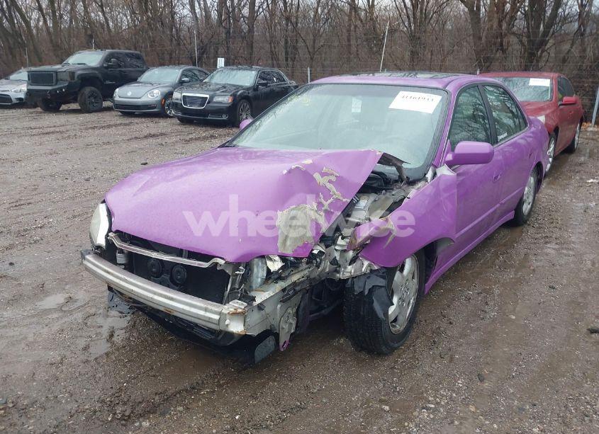 Photo 2 of 1998 Honda Accord EX V6 (VIN 1HGCG1654WA047215)