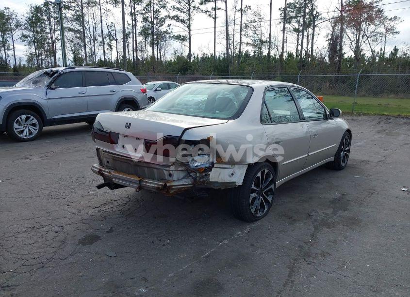 Photo 4 of 1999 Honda Accord EX V6 (VIN 1HGCG1654XA011252)