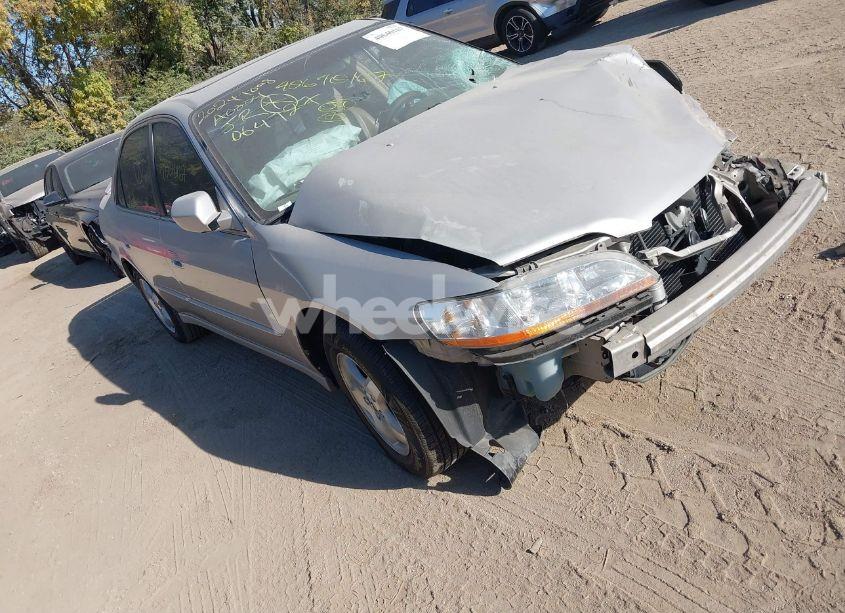 1999 Honda Accord EX V6 (VIN 1HGCG1654XA064727) main photo