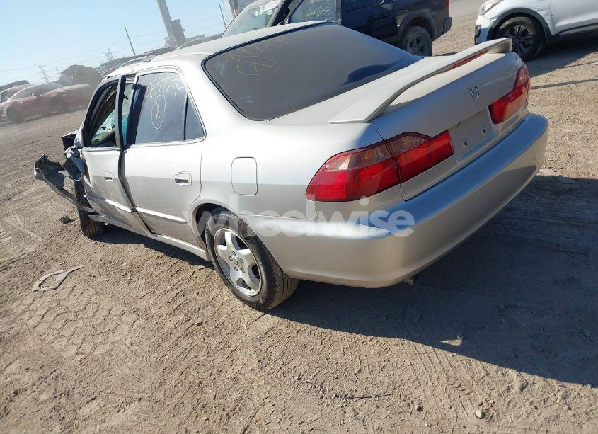 Photo 3 of 1999 Honda Accord EX V6 (VIN 1HGCG1654XA064727)