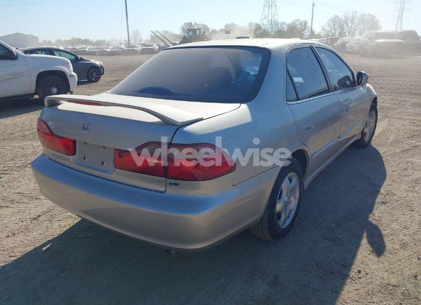 Photo 4 of 1999 Honda Accord EX V6 (VIN 1HGCG1654XA064727)