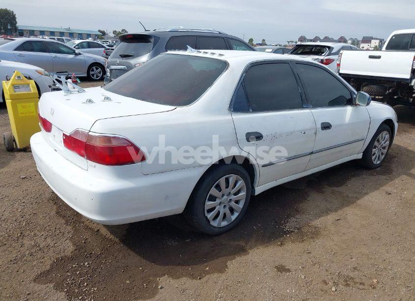 Photo 4 of 2000 Honda Accord 3.0 EX (VIN 1HGCG1654YA065958)