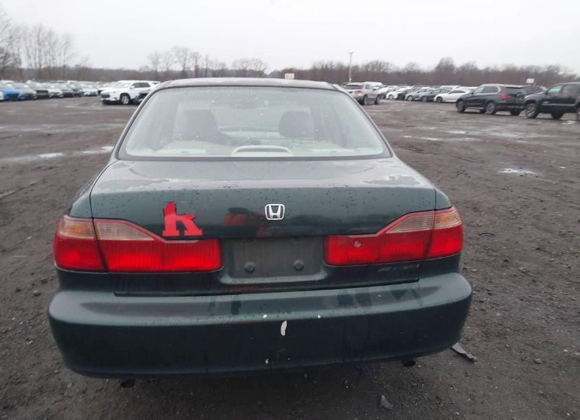 Photo 16 of 2000 Honda Accord 3.0 EX (VIN 1HGCG1654YA068696)