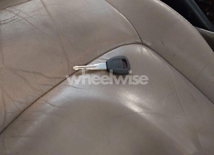 Photo 11 of 2000 Honda Accord 3.0 EX (VIN 1HGCG1654YA070691)